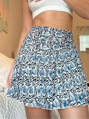 H&M Blue Floral Mini Skirt